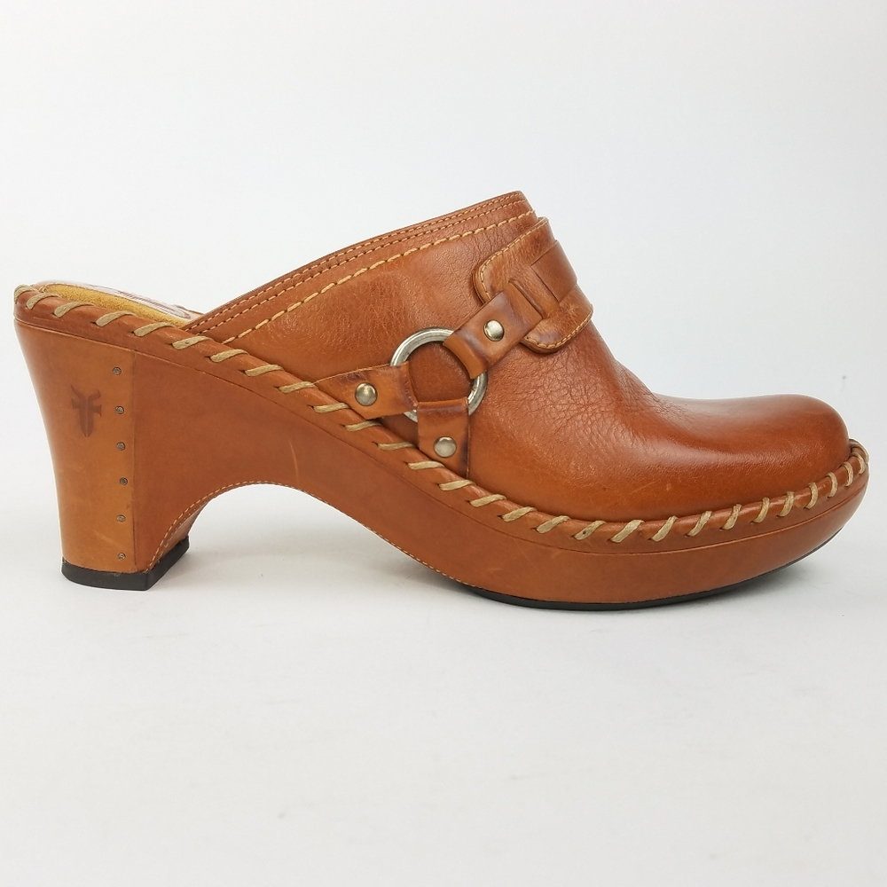Frye Boots 70771F5006 Tan Charlotte Ring Mules
